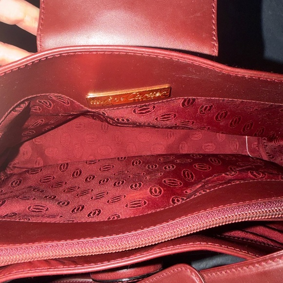 Authentic Cartier Vintage Bordeaux Leather Shoulder Bag - Picture 4 of 10